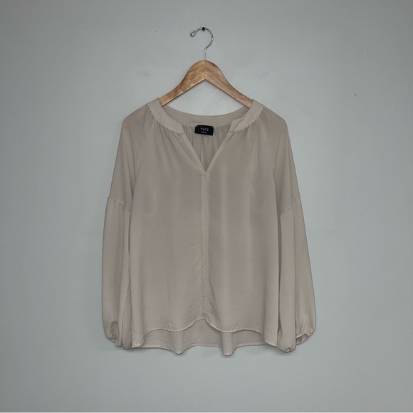 Vici Blouse Women’s Size Small Beige Ivory Bishop Long Sleeve Flowy Lightweight - Picture 2 of 7